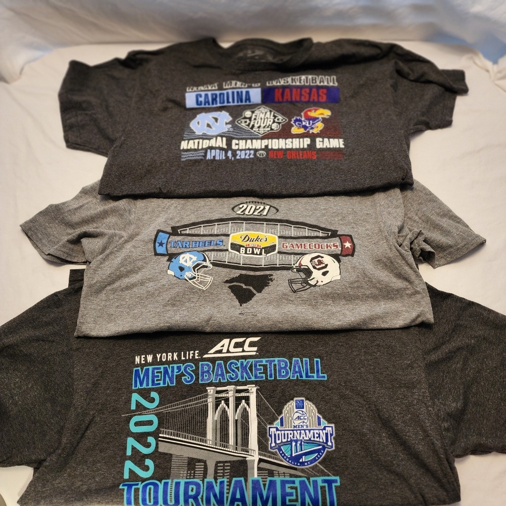 UNC‎ Carolina Tarheels Tshirts Lot of 5 All Large Except One Med Collection NCAA